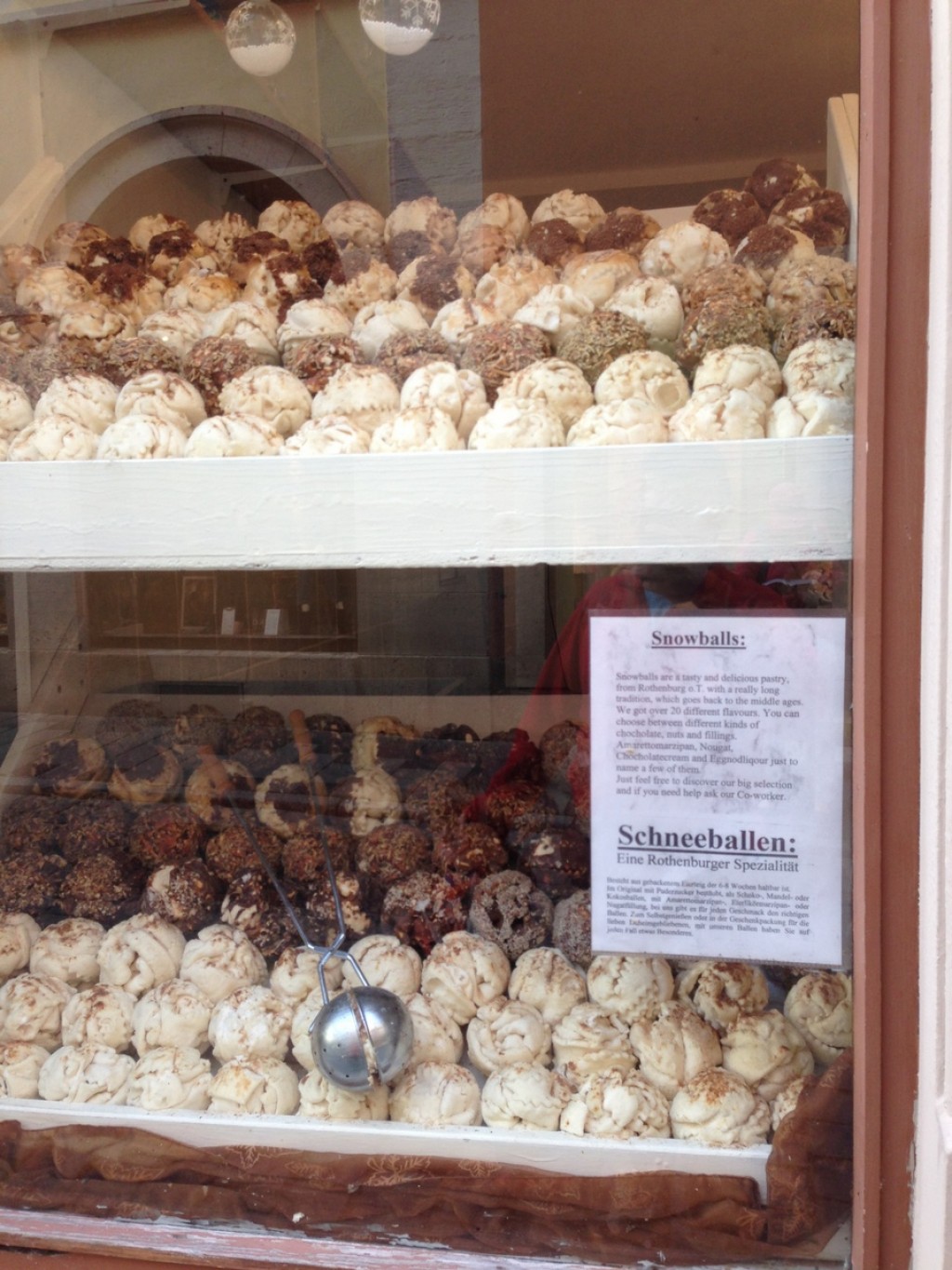 Schneeballen - a pastry made from shortcrust that is a specialty for Rothenburg ob der Tauber